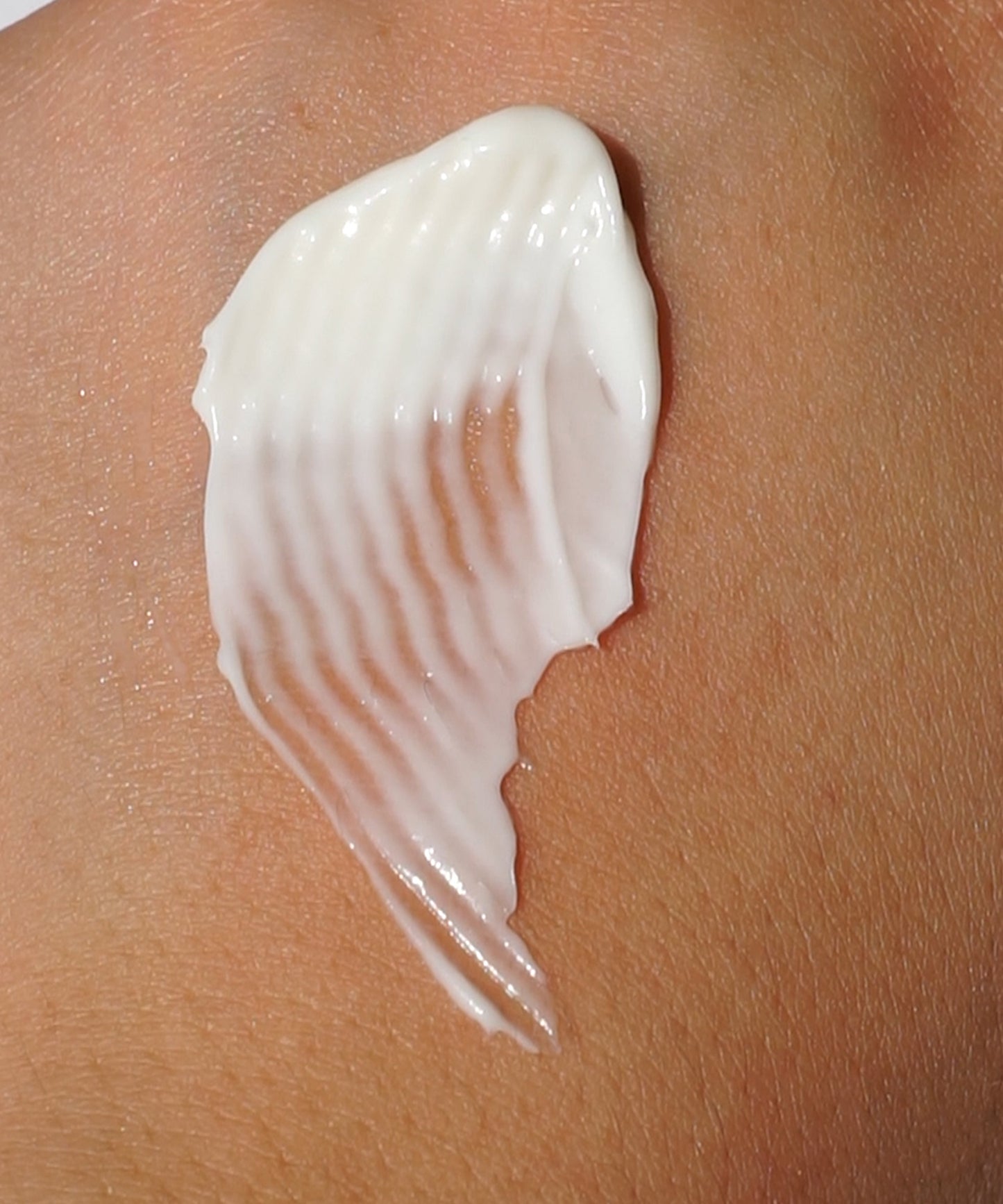 Multi-Action Eye Complex